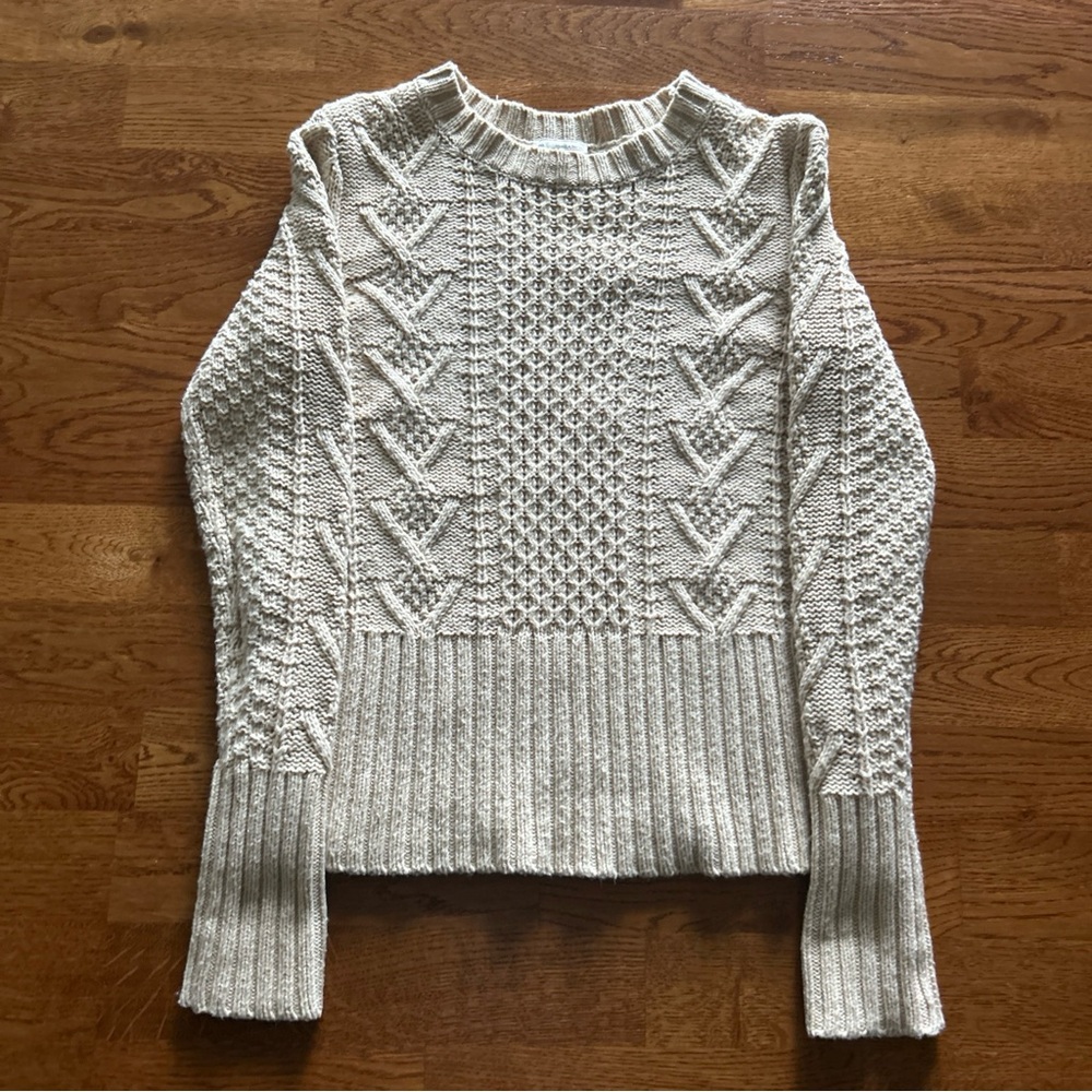 Gap Sweater Women XS Pullover Cable Knit Crew Soft Cozy Cream Ivory Beige Wool